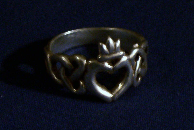 Claddagh ring by MyrddinDerwydd