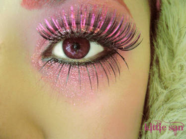 Pink wiNter eyE