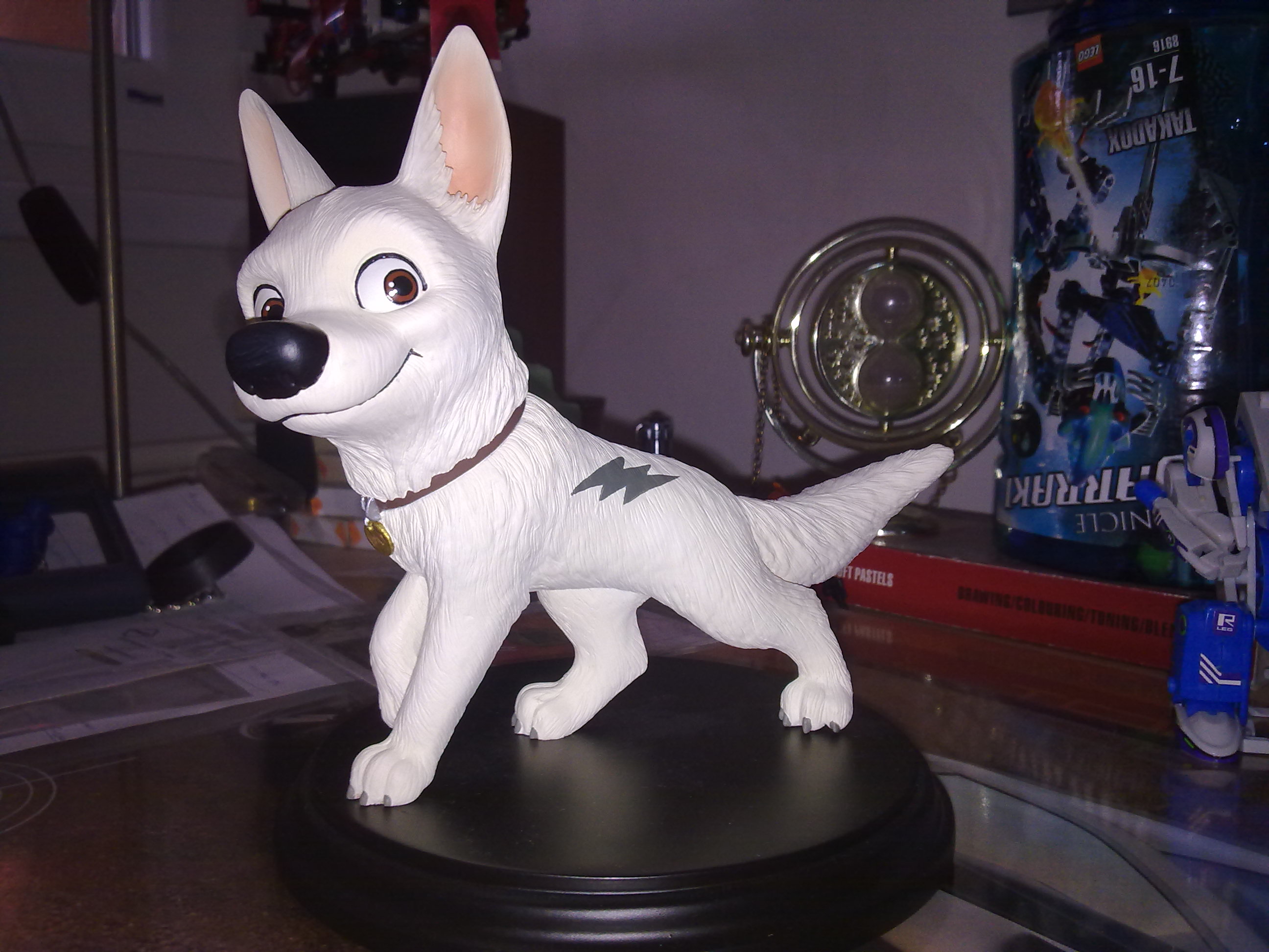 More of my Bolt maquette (Side)