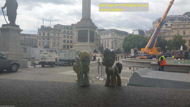 Derpy and Doctor Whooves in Trafalgar Square