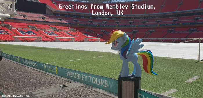 Rainbow Dash in Wembley Stadium