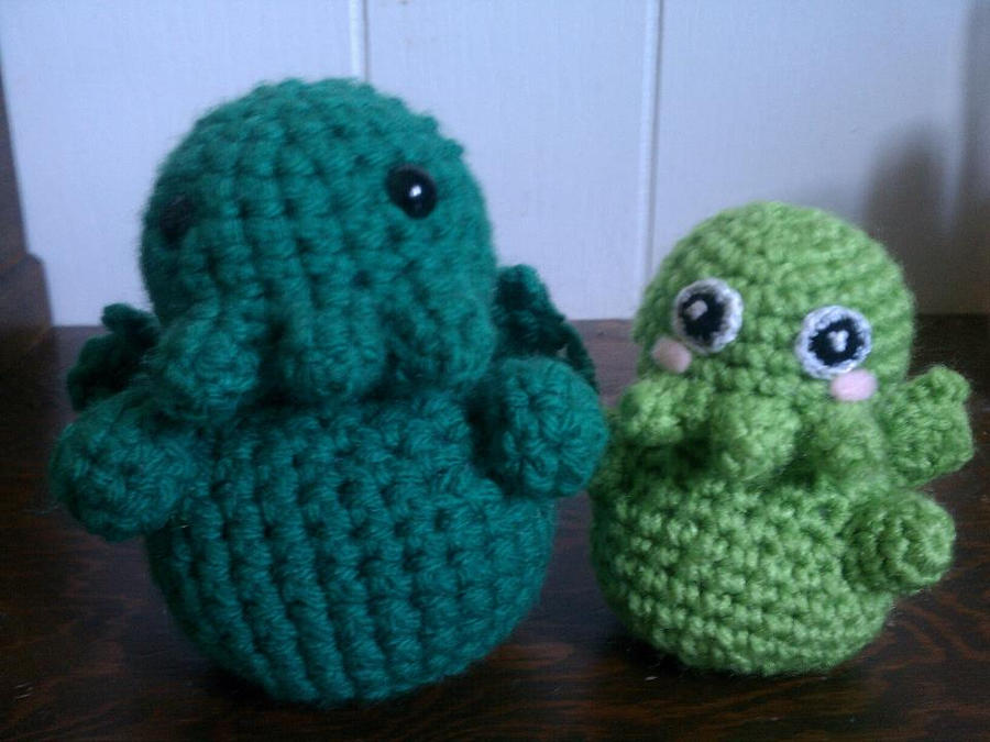 Baby Cthulhu and his mommy by VyletMyst on DeviantArt