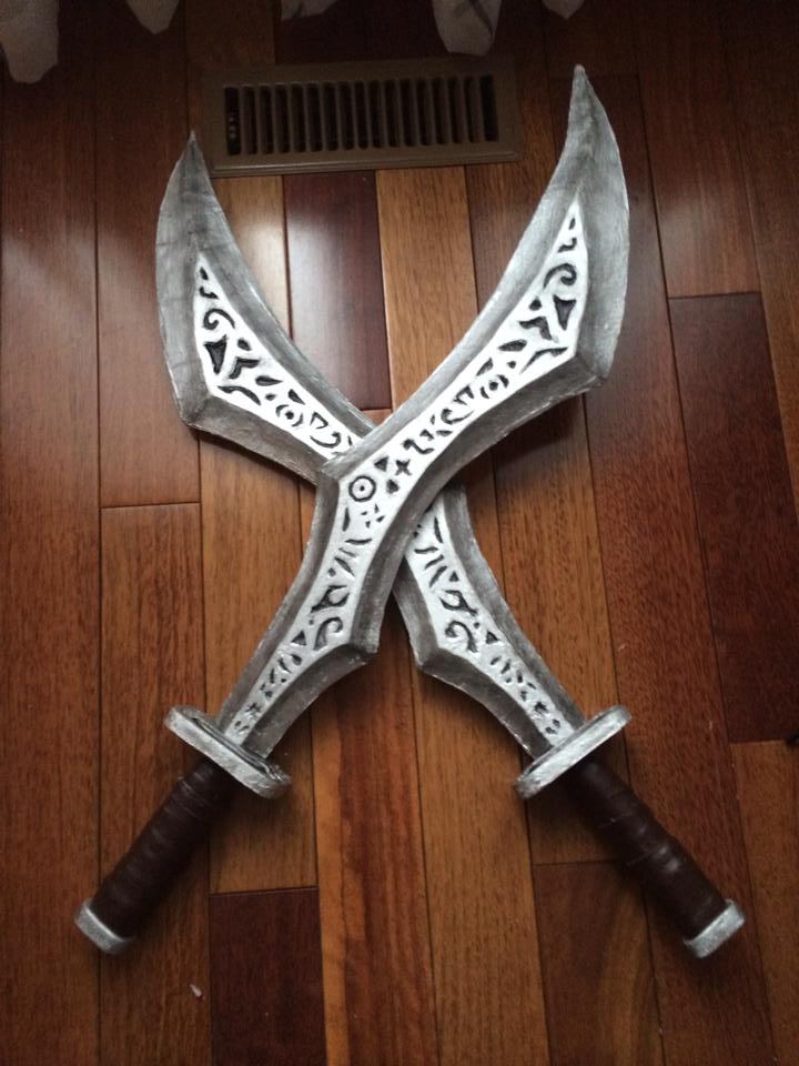 Katarina - League of Legends Cosplay Swords