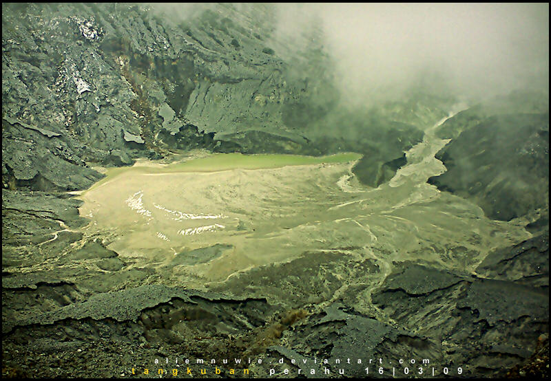 Tangkuban perahu