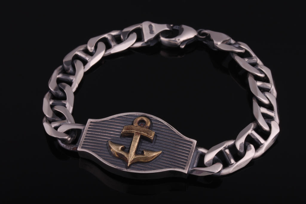 anchor  bracelet