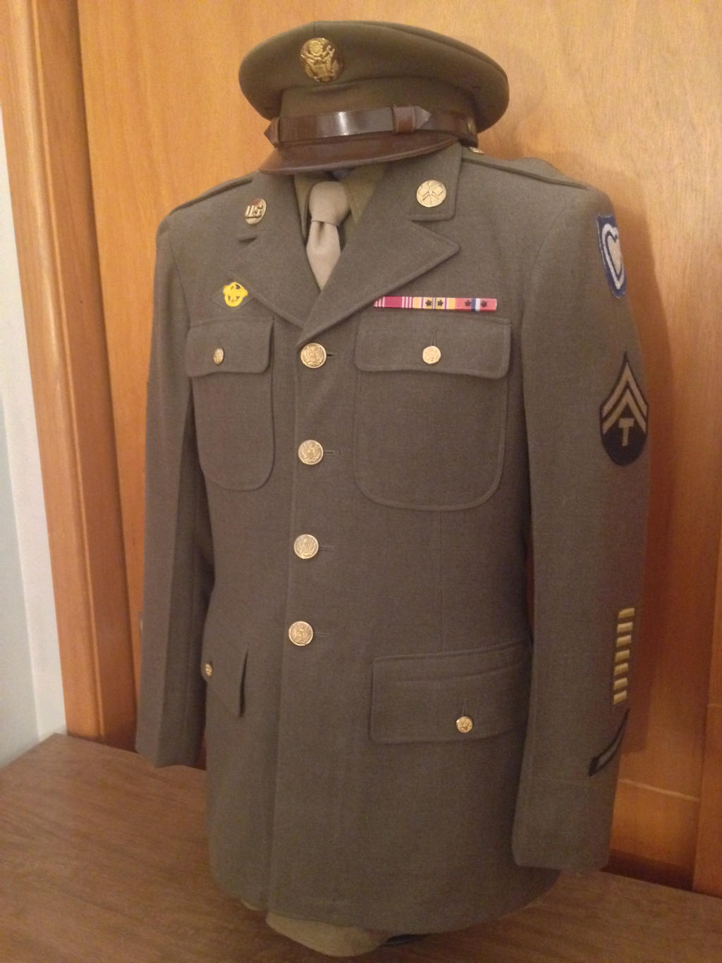 Original WWII U.S. Army Class A Uniform by Grand-Lobster-King on DeviantArt Original WWII U.S. Army Class A Uniform by Grand-Lobster-King on DeviantArt