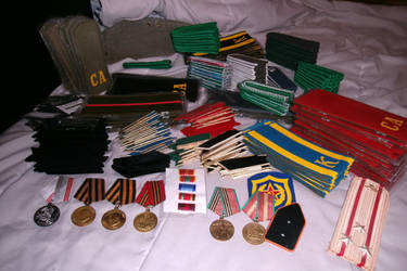 Soviet Insignia Lot