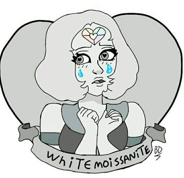 White moissanite fan oc