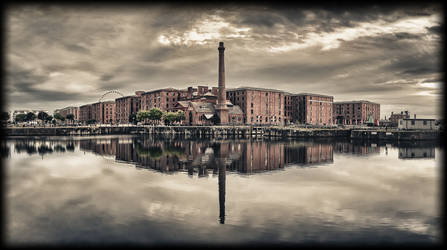 Albert Docks - Redux by woody1981