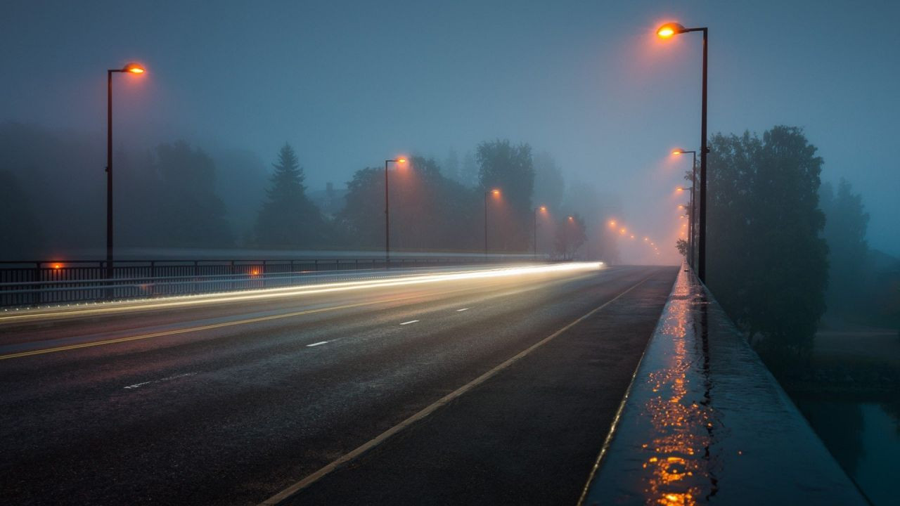 Bridge-night-rain-lamp