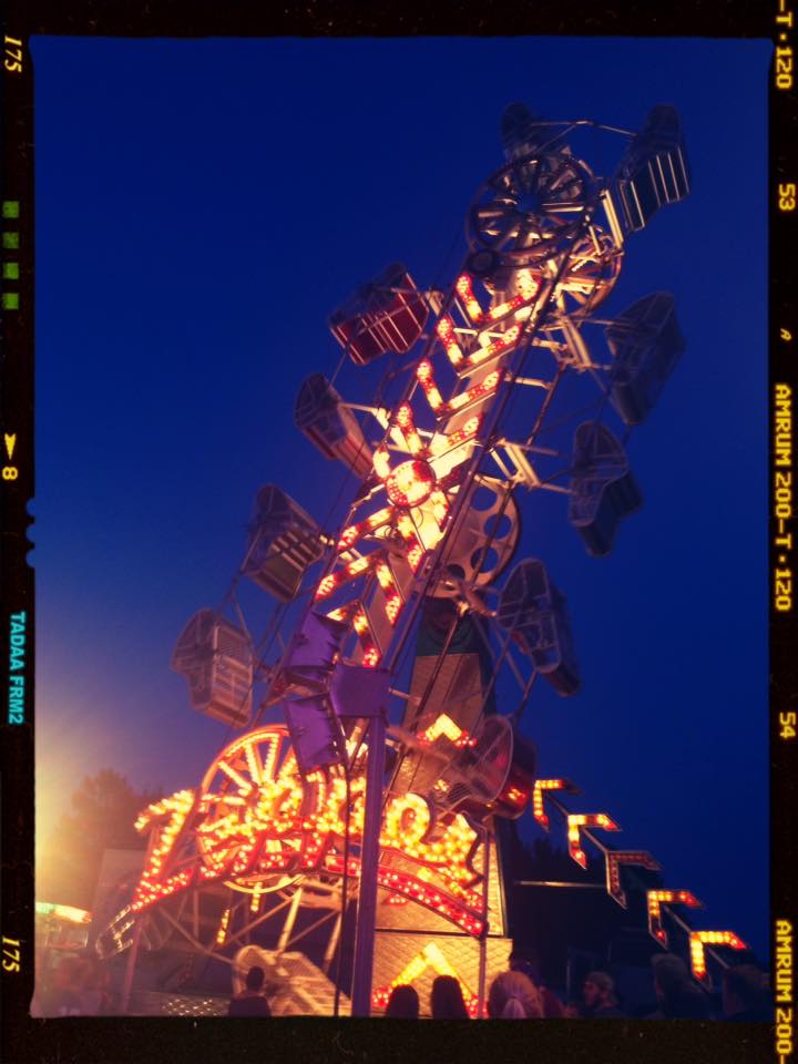 Zipper Ride by PrinceofPinkRoses on DeviantArt