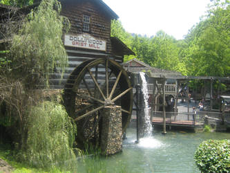 Dollywood Grist Mill