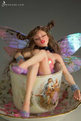 Fairy in tiny cup 04