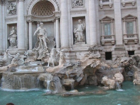 trevi fountain