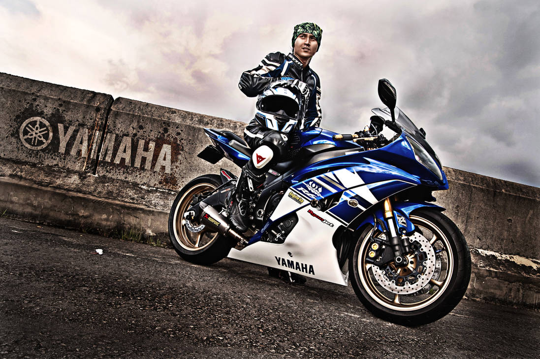 Yamaha R6 Rider Photo Manipulation by azhanblur on DeviantArt
