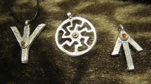 Runes and Merovingian Disk