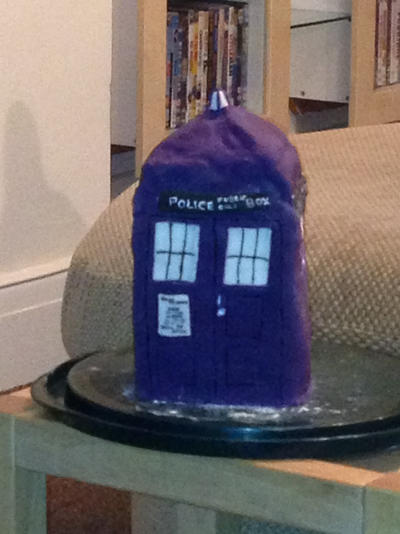 TARDIS Cake