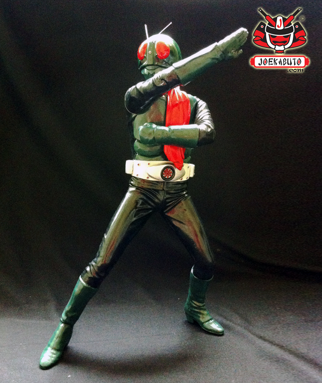 1/6 Kamen Rider No.1 Classic Vinyl Kit Painted 02