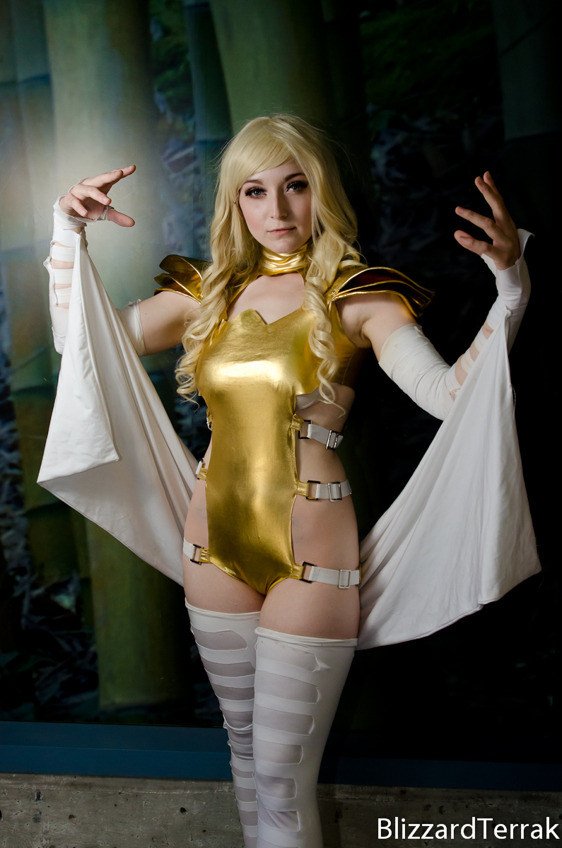 BW13 - Phoenix Force Emma Frost