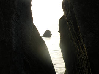 Light through the rocks