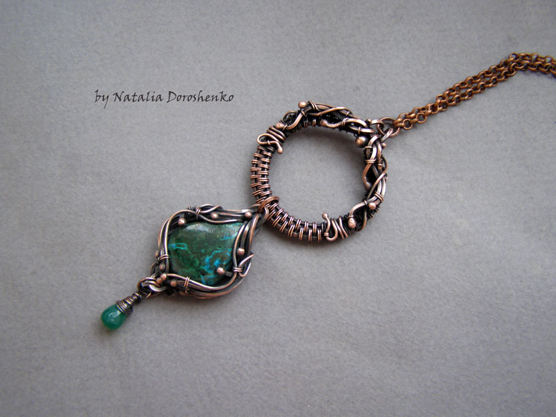 Pendant green 2