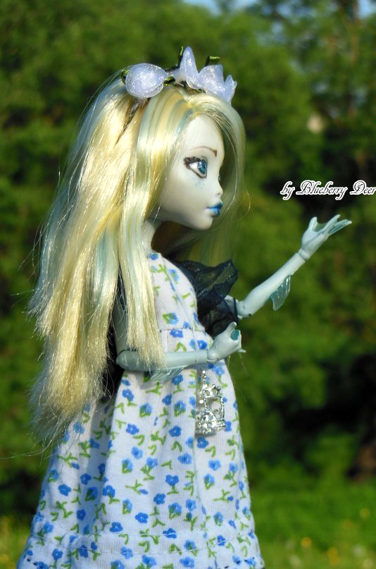 Lagoona Blue OOAK (Roxana)