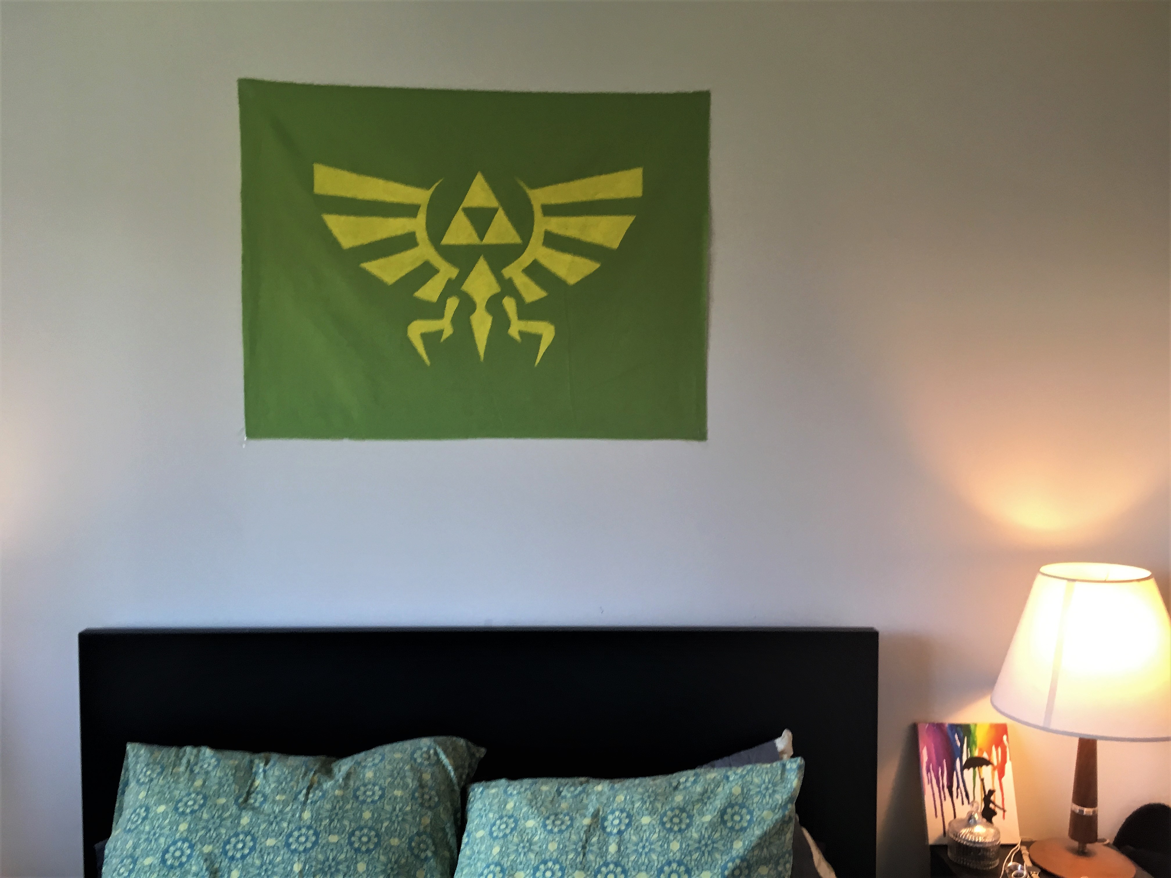 Hyrulian Crest Wall Hanging, Legend of Zelda Art by VanBannerworks on ...