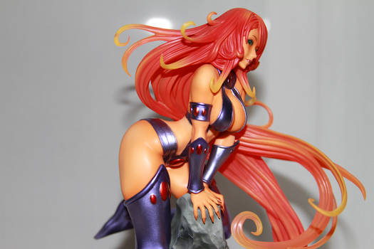 Starfire Bishoujo Statue 7