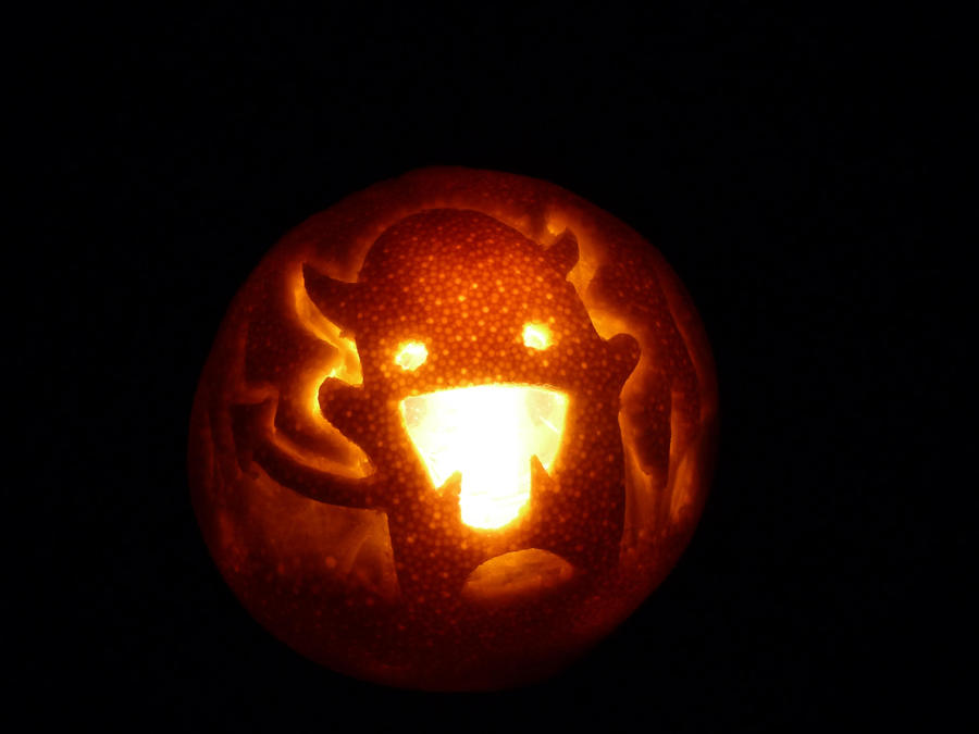 Glowin' Demon Orange-O-Lantern