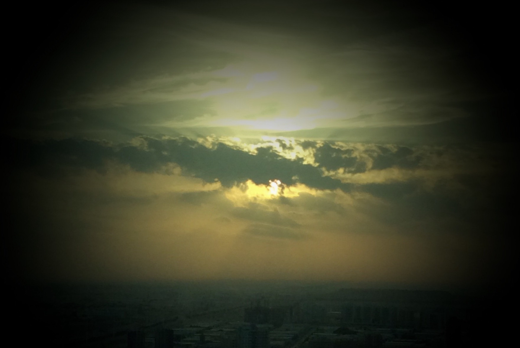 A glimpse of morn