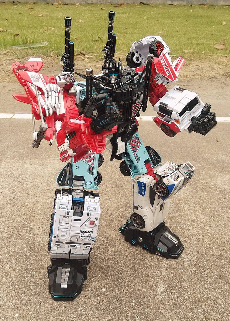 Combiner Wars Defensor 06 by smokescreen483 on DeviantArt