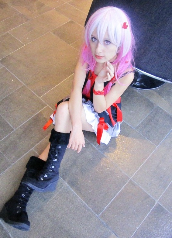 Inori Yuzuriha Cosplay