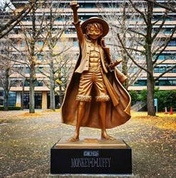 Monkey D Luffy Statue