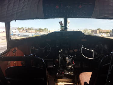 C47/DC3 cockpit