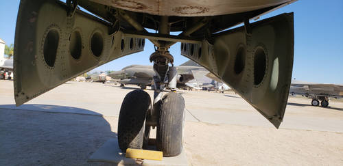 Superfort nose gear