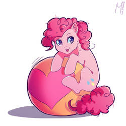 Small cute Pinkie