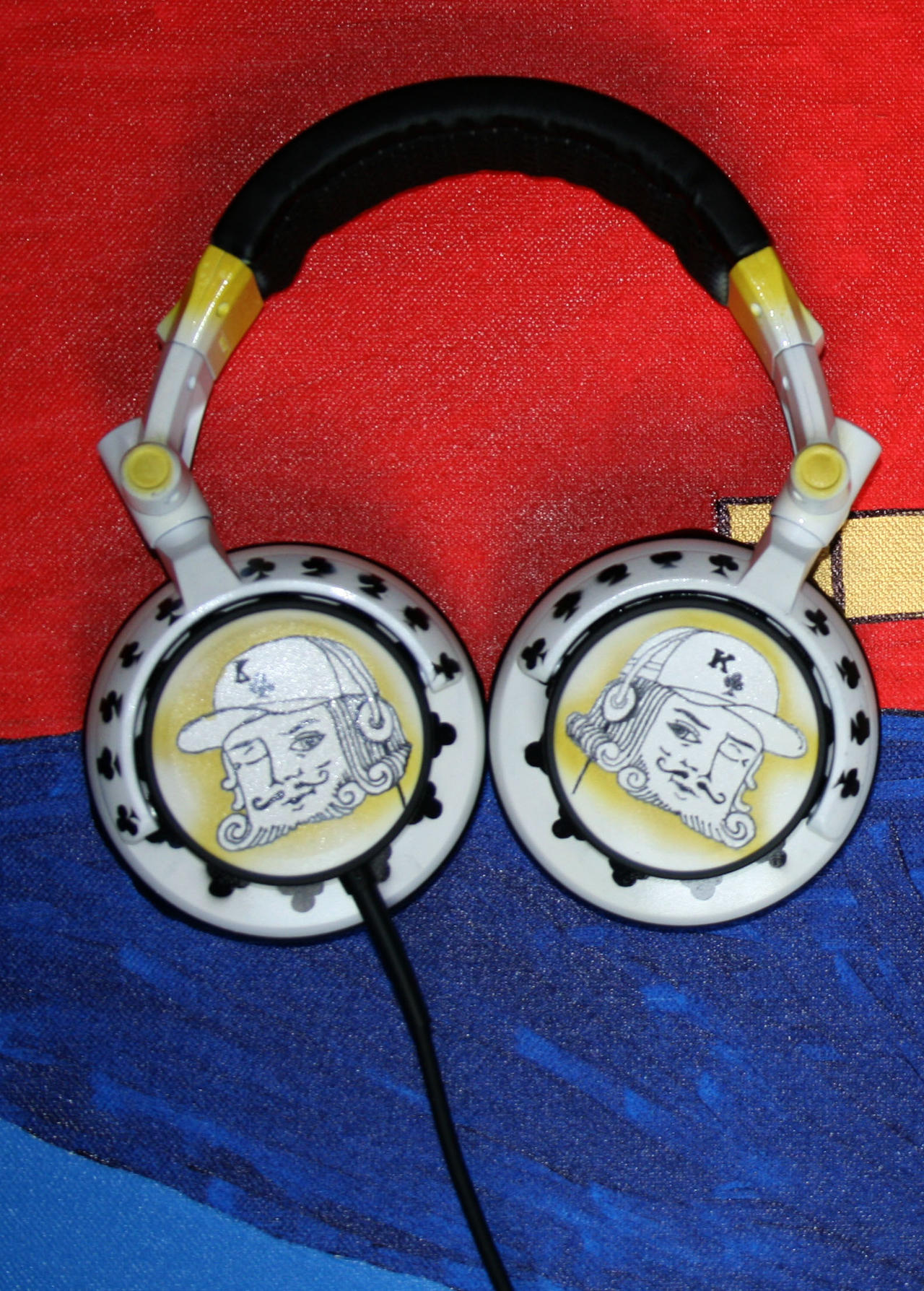 KING OF CLUBS HEADPHONES