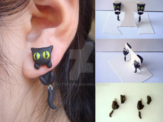 Black Cat Clinging Earrings