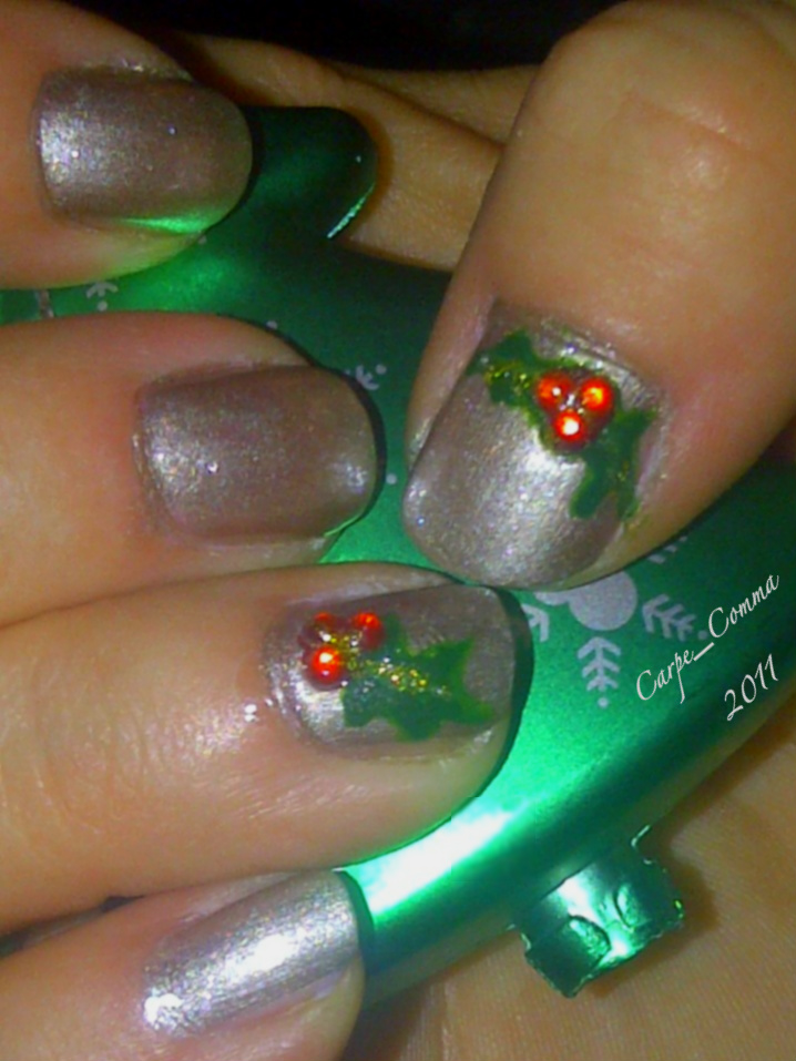 Festive Fingers Happy Holly-days