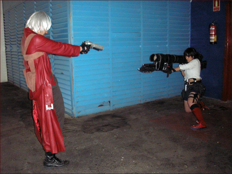 Dante and Lady Fight