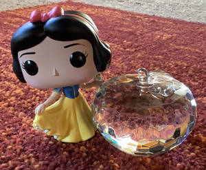 Snow White and the Glass Apple?