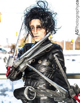 Edward Scissorhands Cosplay - Con-G 2014