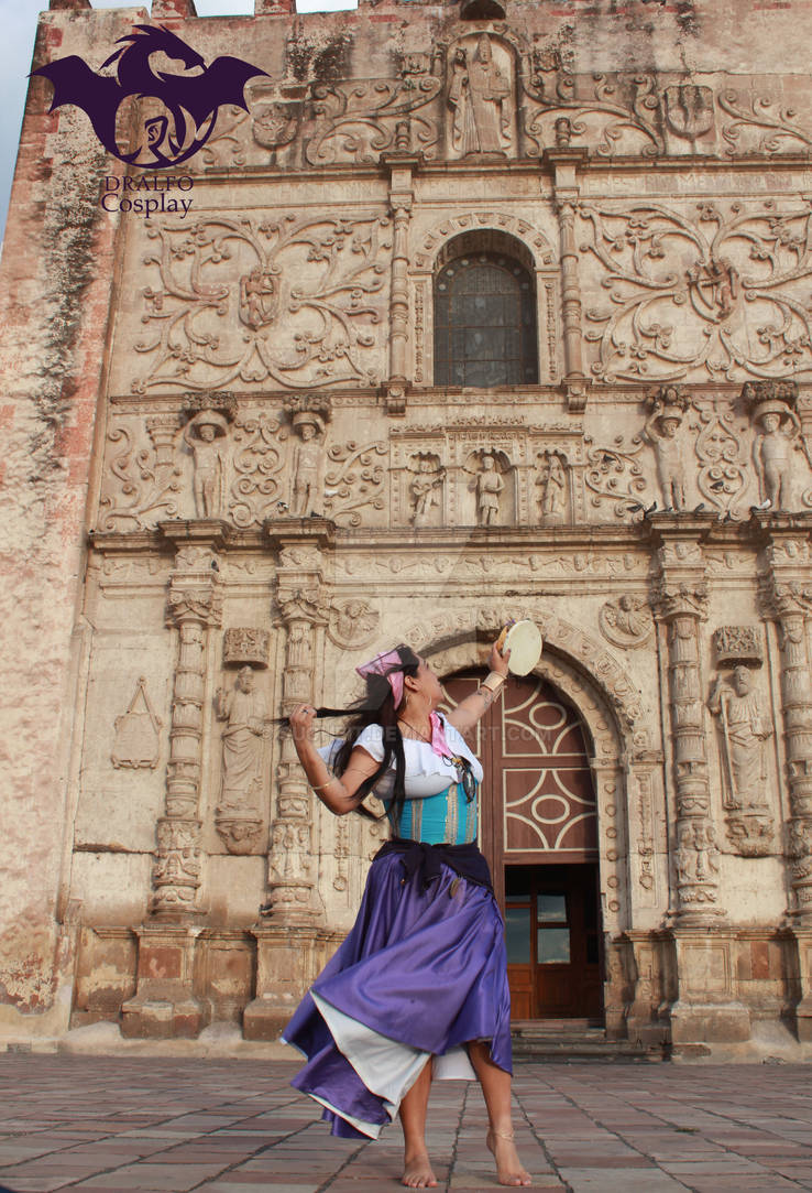 Esmeralda Gitana by SUGHEIT on DeviantArt Esmeralda Gitana by SUGHEIT on DeviantArt