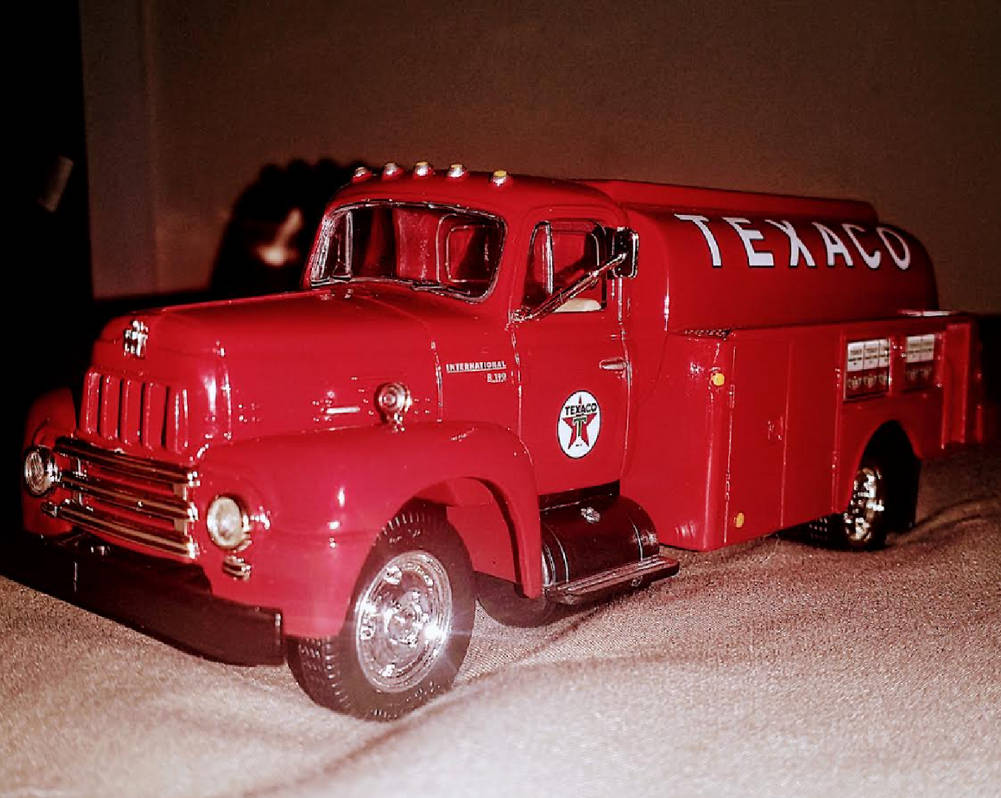 International R770 1957 International R-190 Pic #2 by 96Frosty on DeviantArt