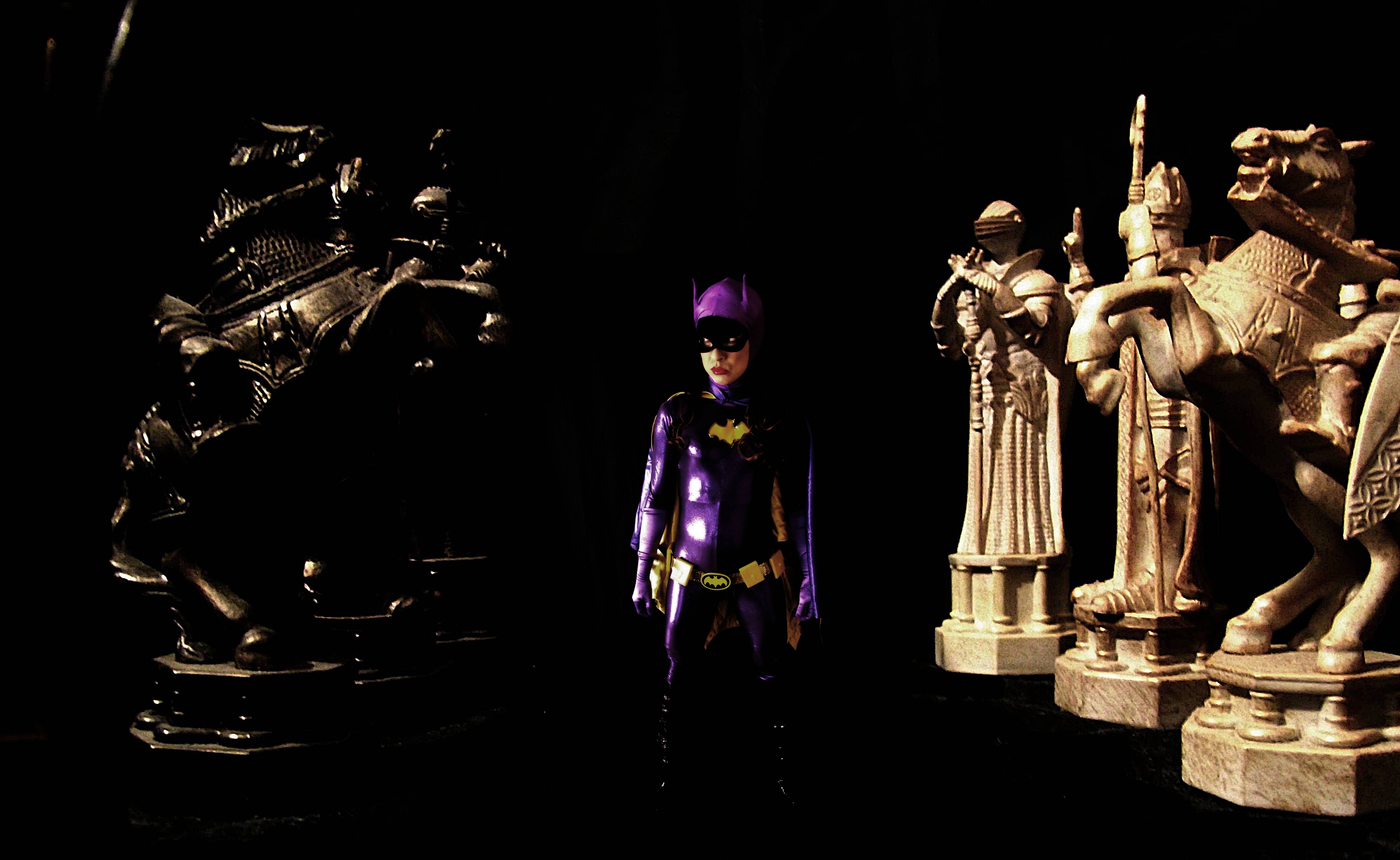 66 Batgirl Cosplay - Game of Chess 1