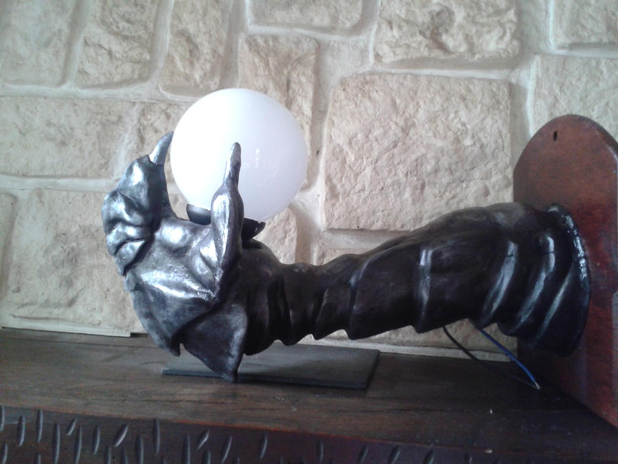 dragon Paw lamp