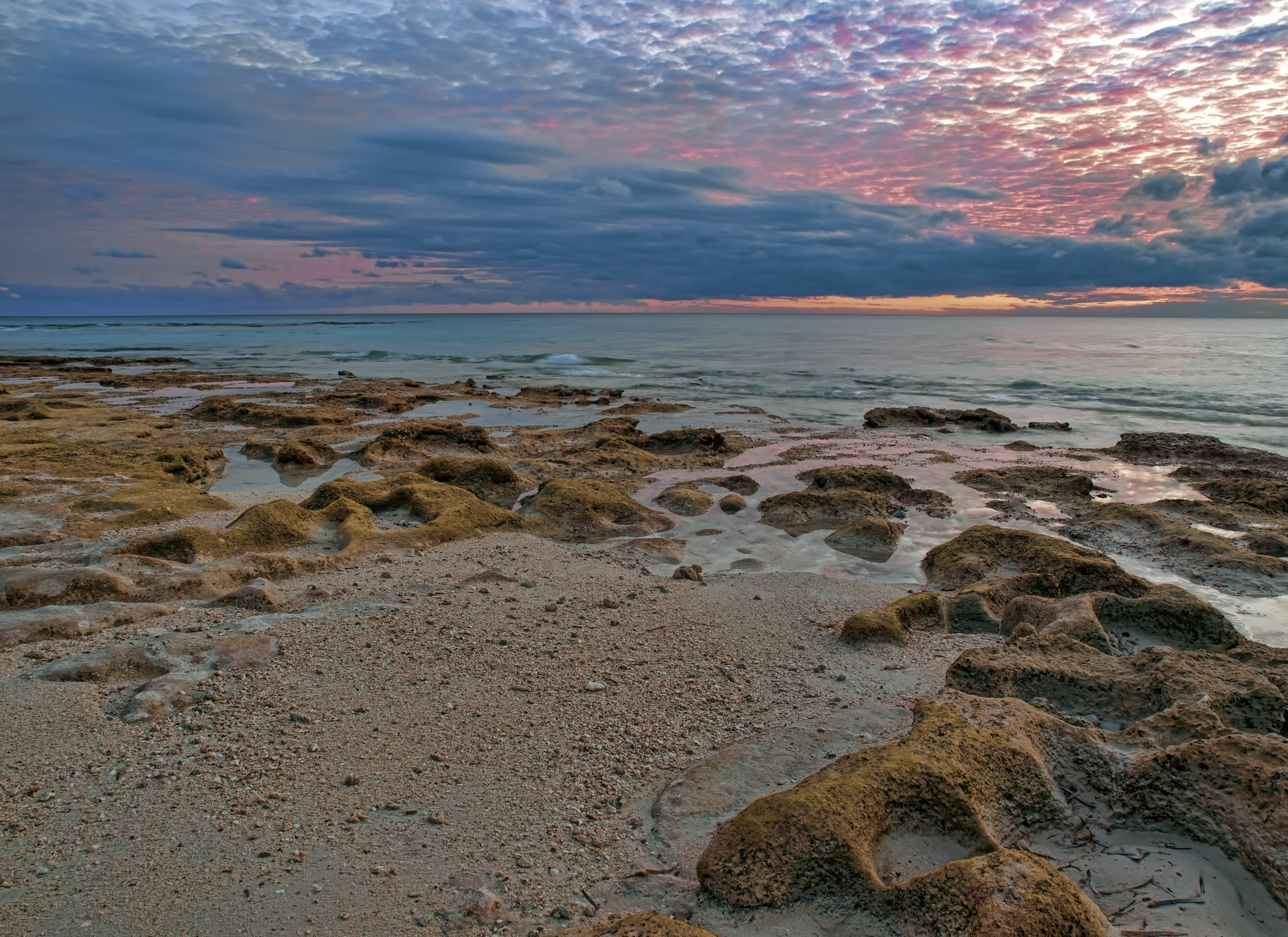 Sunset  Flipper beach