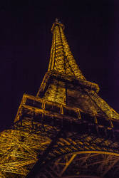 Eiffle Tower from below at night