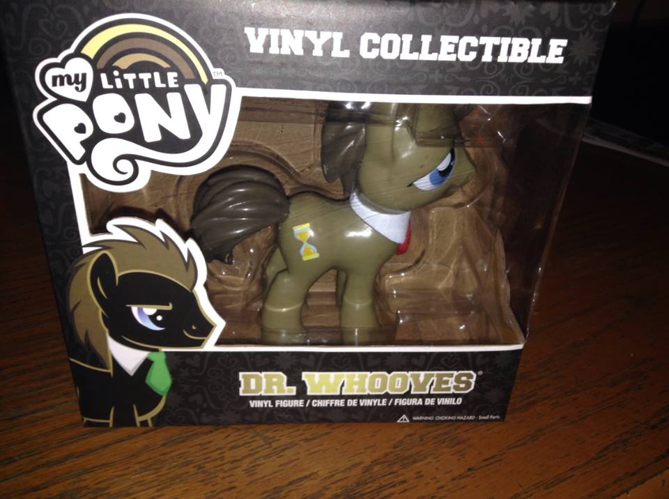 Red tie dr whooves