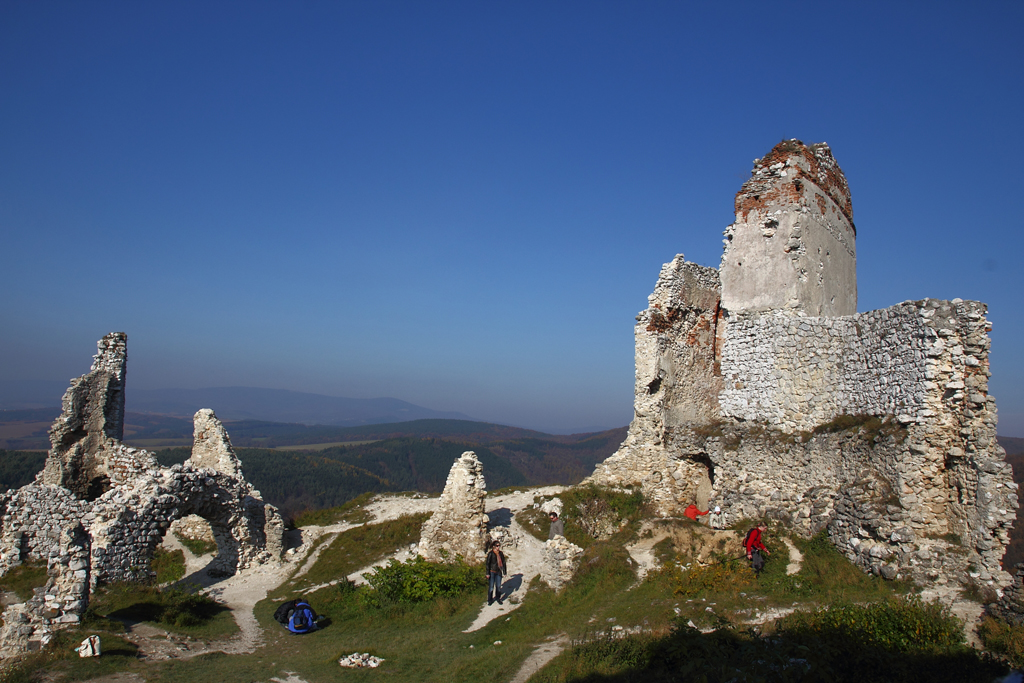 Cachtice castle ruins